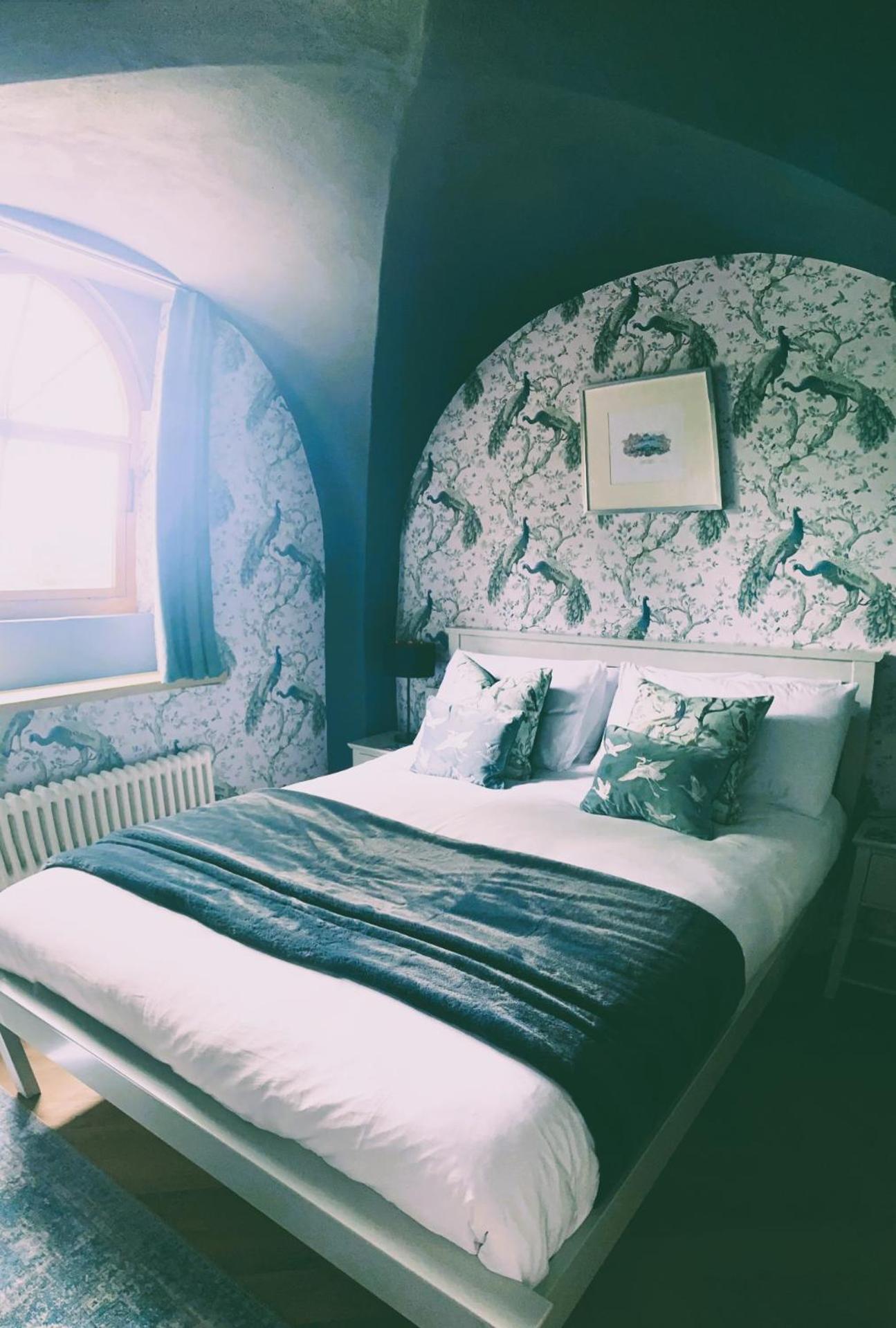 Stay In A Castle! Unique & Luxurious Historical Apartment, Self Contained, Free Parking & Wi-Fi Chester Extérieur photo